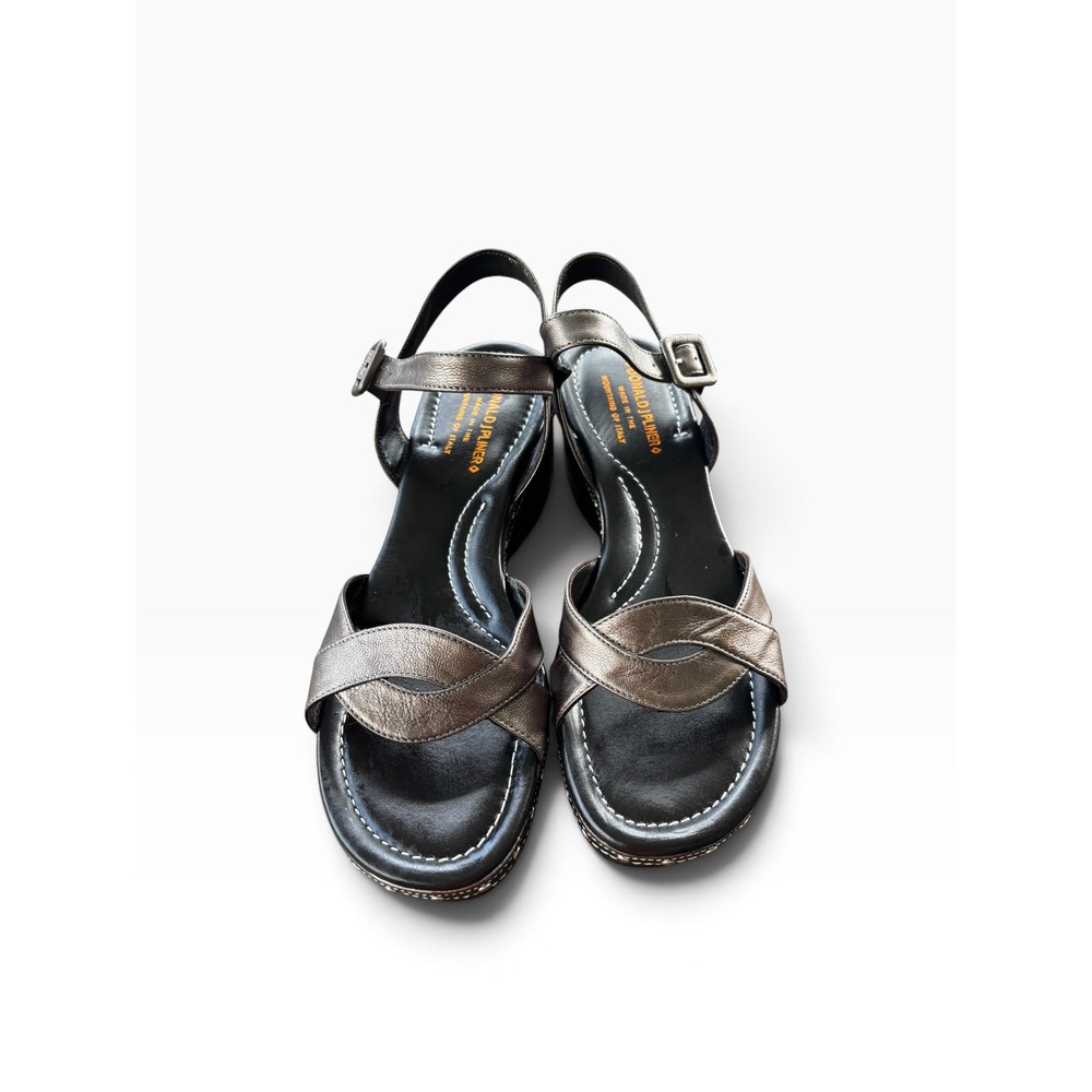 NIB Donald J Pliner Sandals 8.5 Pewter Metallic SHA-7676 Studded Wedge Platform